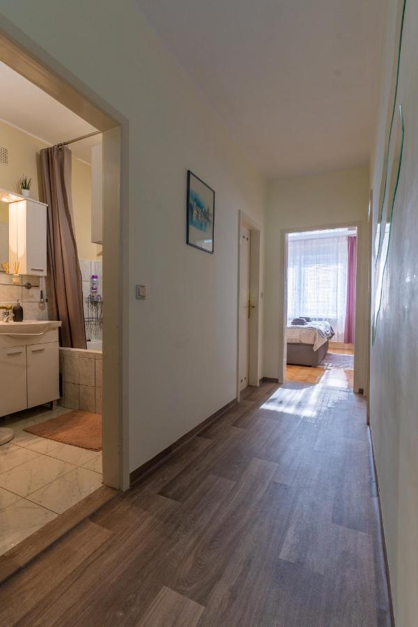 Cosy House - Home Base Maribor Bagian luar foto